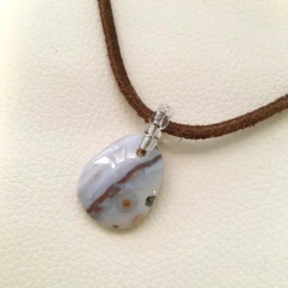 Y2K White Onyx Stone + Leather Golbincore Necklace - Picture 7 of 8